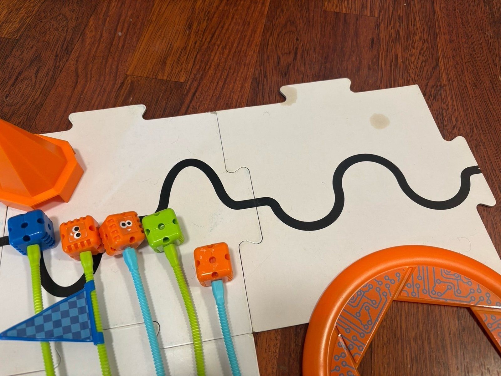 Learning Resources Botley the Coding Robot, 48 pcs, STEM toy
