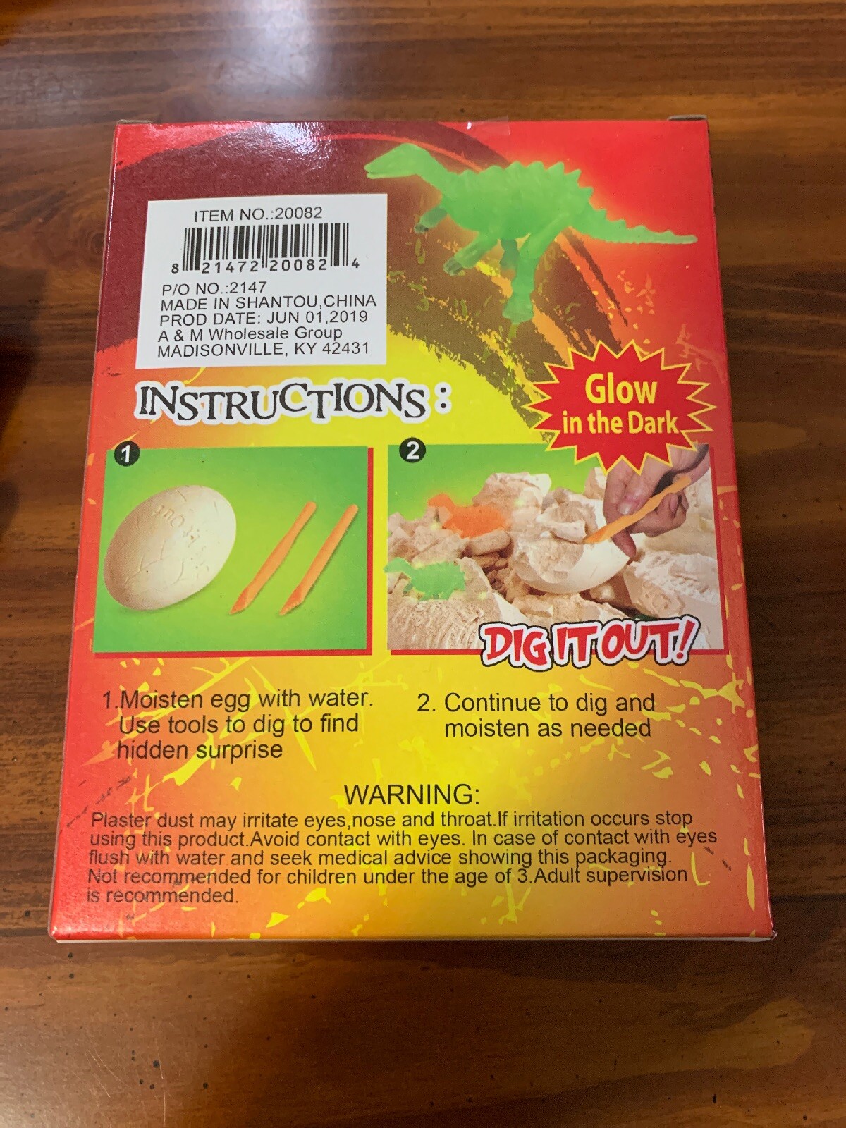 NEW! Dinosaur Egg Fossil Kit Dig Out Excavation/Glows In The Dark! Dig&Find TOY