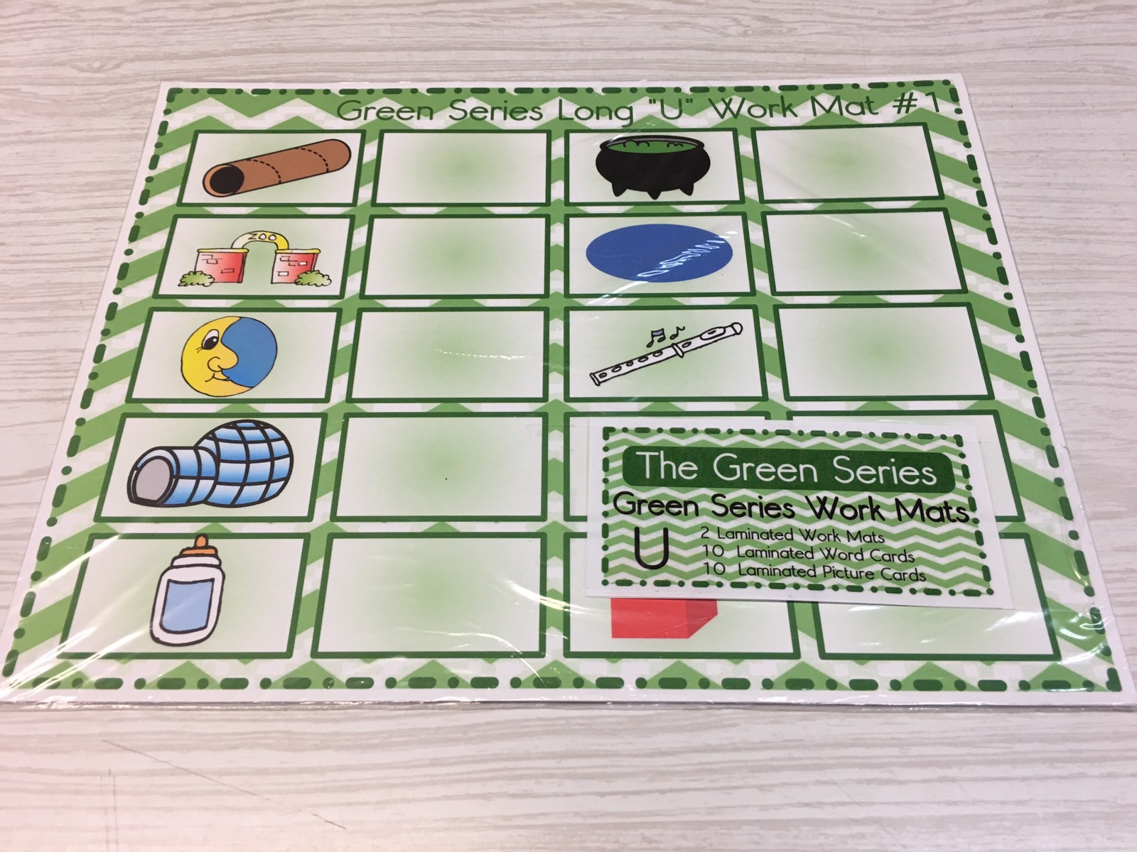 The Green Series – Vowel U Work Mats (20 cards-2 Laminated WorkMats) Montessori