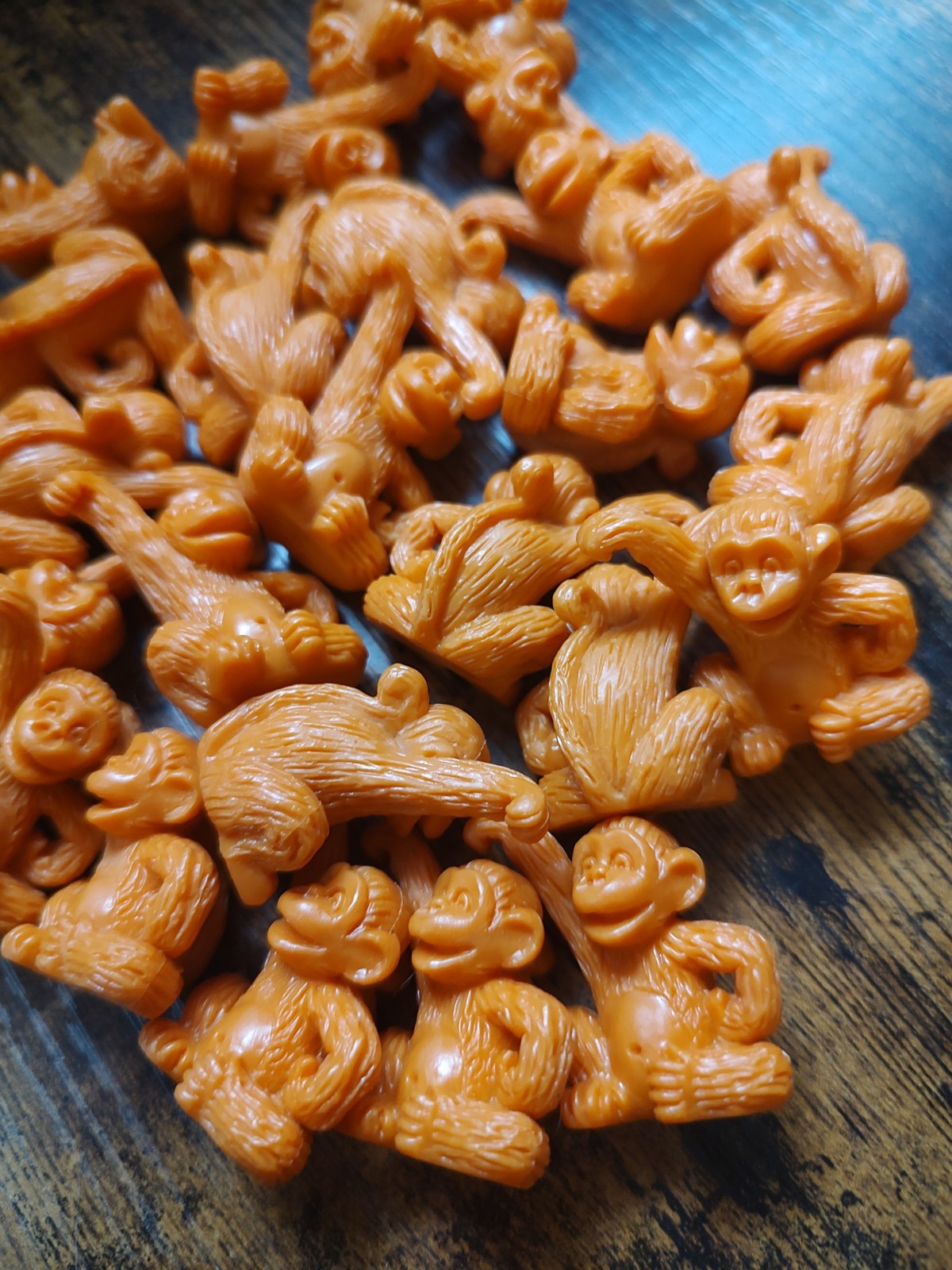 Vintage Lakeshore Learning Orange Counting Monkey Figures Set Of 25 Bundle