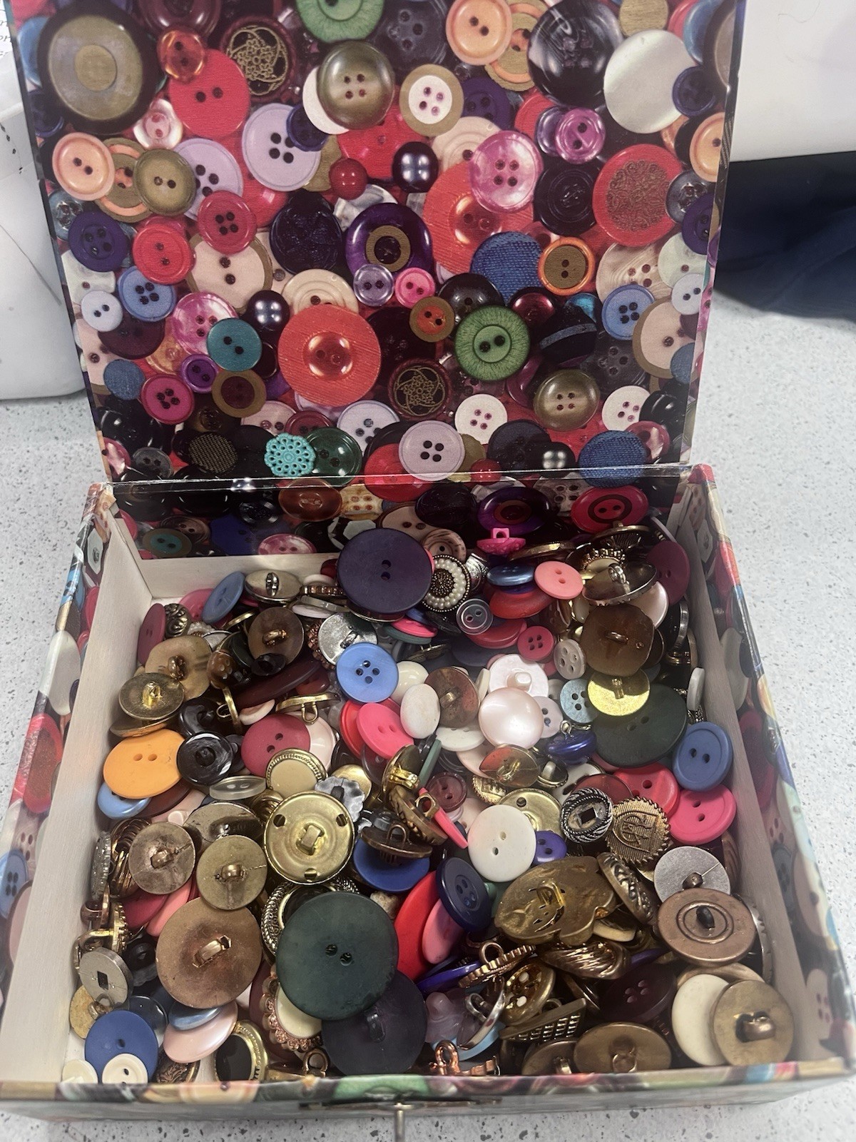 Lakeshore Learning Materials Button Box 1996 Vintage Sorting With Various Button