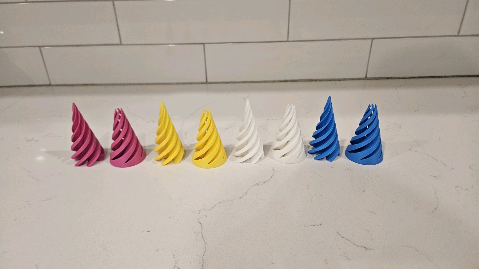 Fun cone fidget toy for kids and adults – All four multicolor