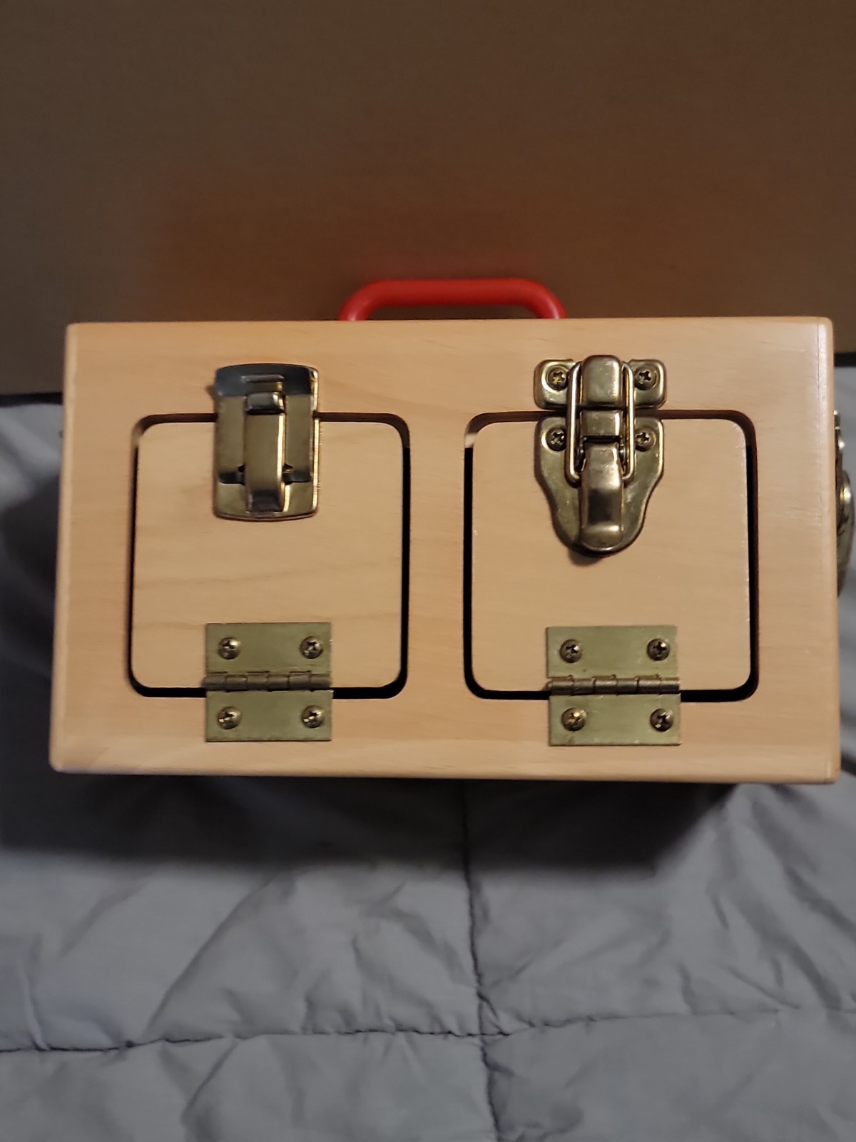 VINTAGE TAG Think And Grow 6-Door Wooden Latch And Lock Box Toy