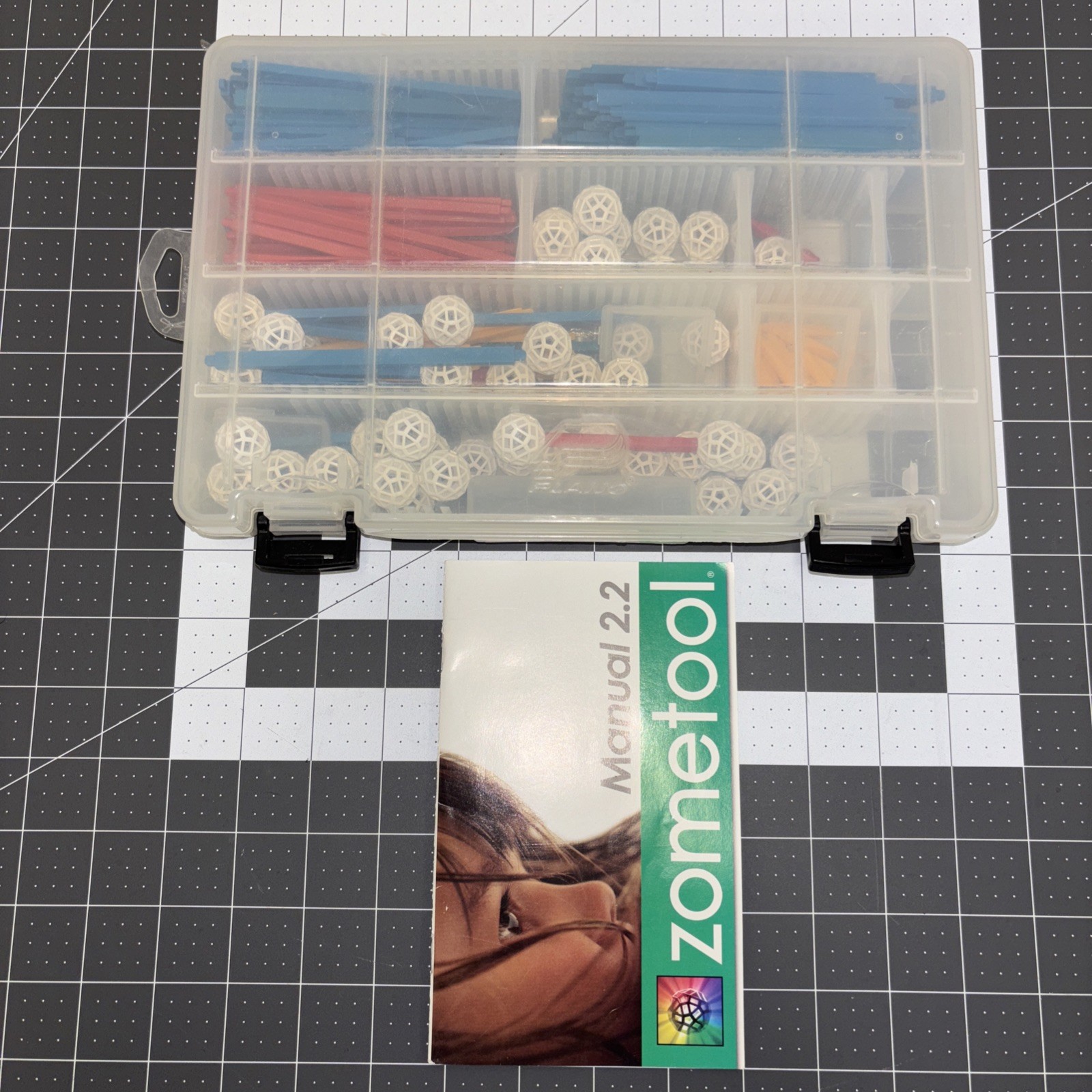 Zometool Student’s Kit 31-Zone Structural System