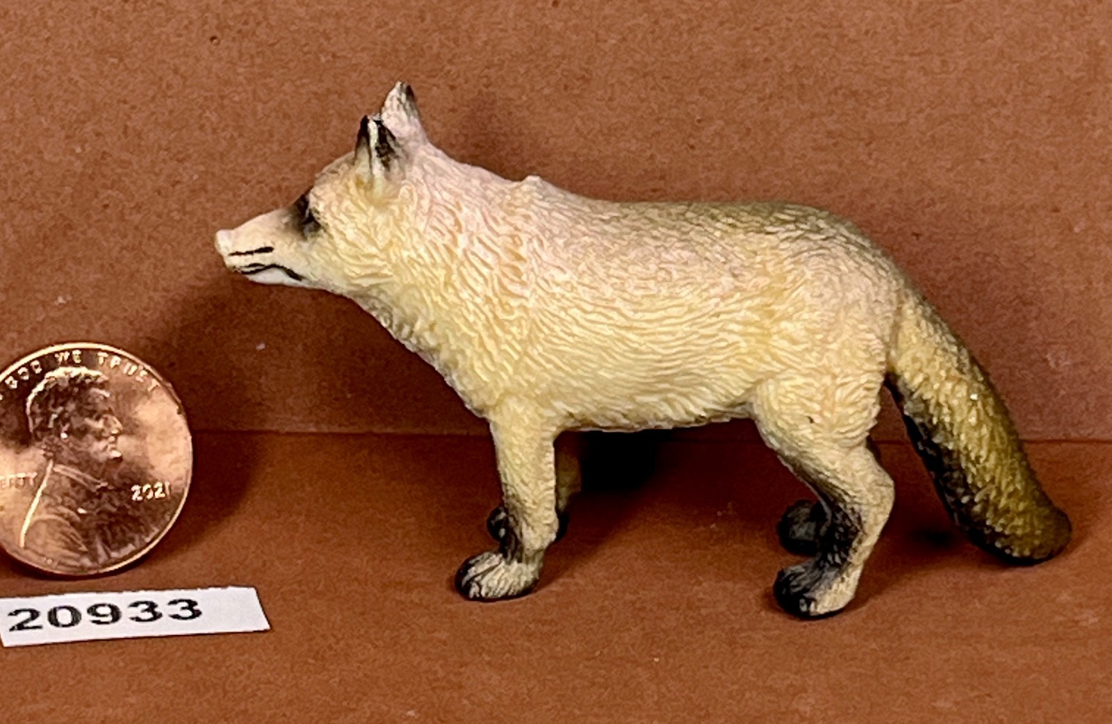 FOX FIgure Museum Quality RESIN Replica Hand Painted 2.5″ Long