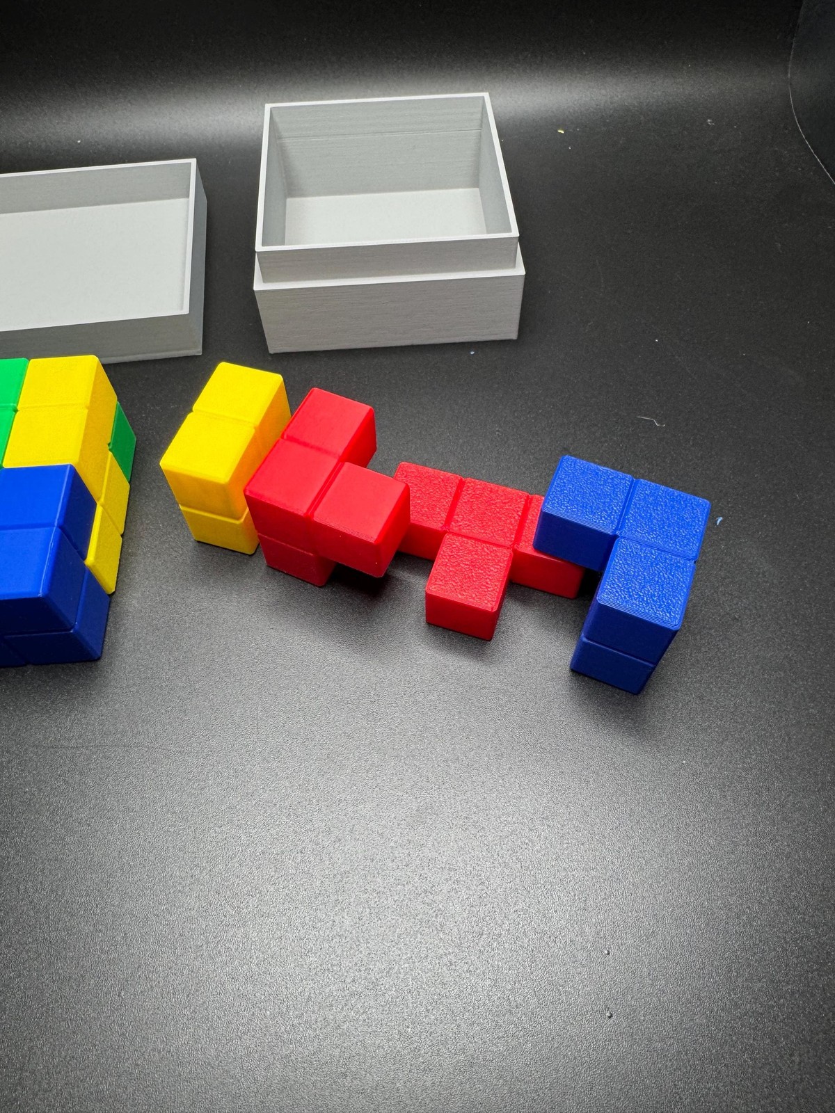 Tetracube Puzzle – 8 Unique Pieces – Fun STEM Learning Tool & Gift for Puzzle