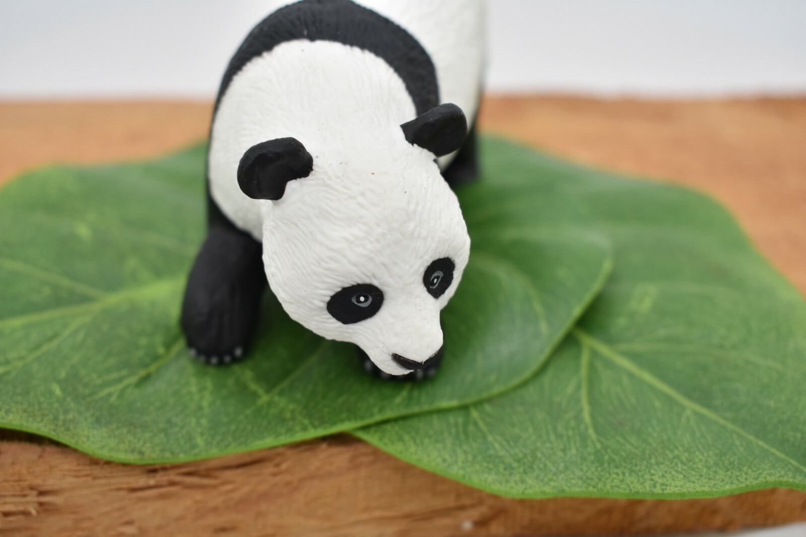 Panda Plastic Replica Museum Quality 4 1/2″ F1352-B609
