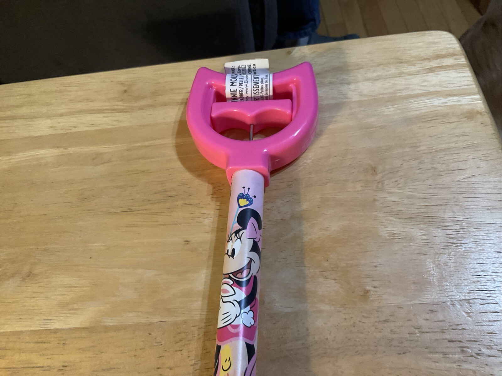 Kids Claw Hand Grabber Toys Grabbing Stick For Kids Disney Minnie Mouse Squeezer