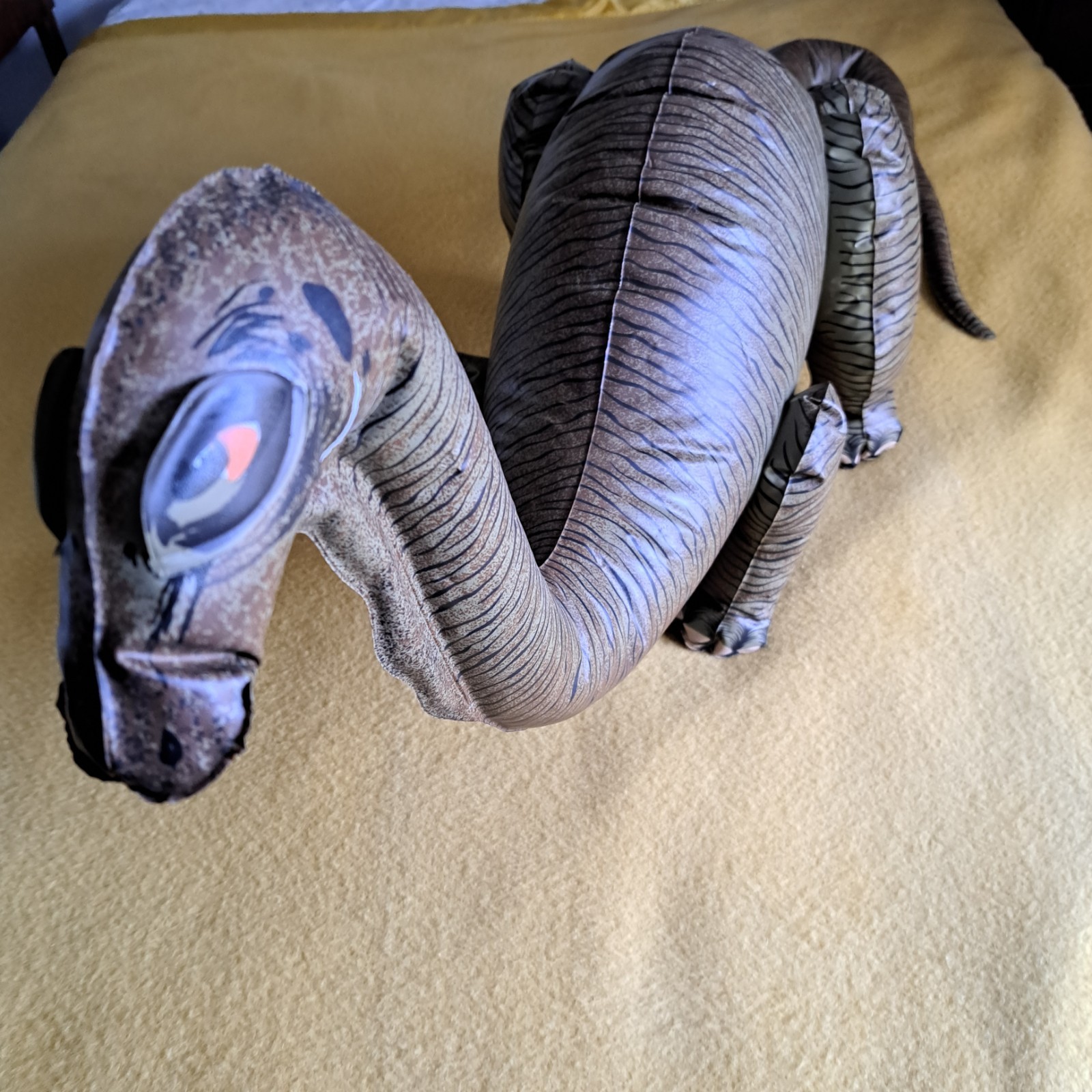 Huge Gigantic! 1986 Frenry Apatosaurus 4′ Large Dinosaur Inflatable Blow Up Toy