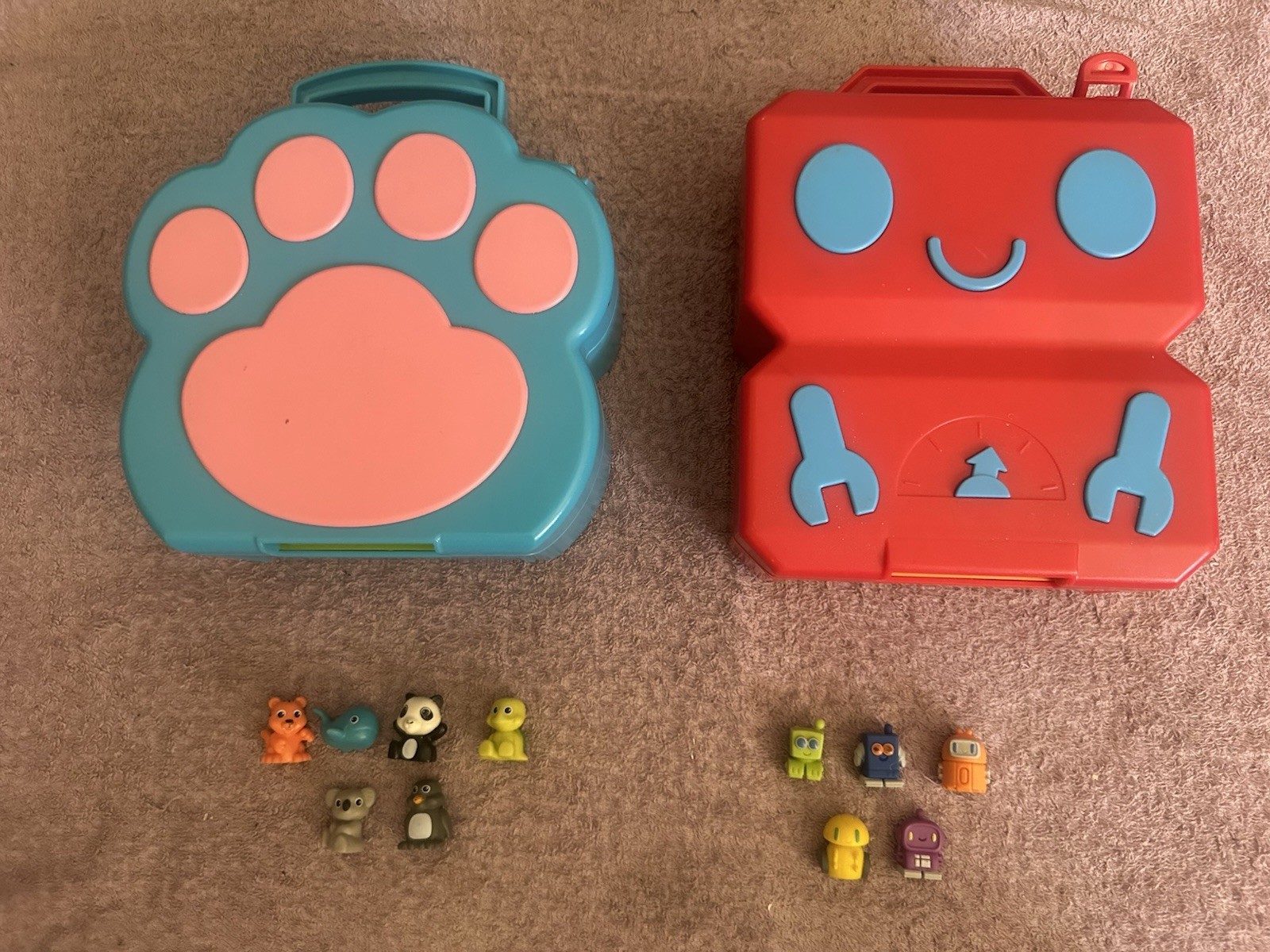 Lakeshore Learn & Play Carry Around Animal Town & Robot Play & Store Lot 11 Figs