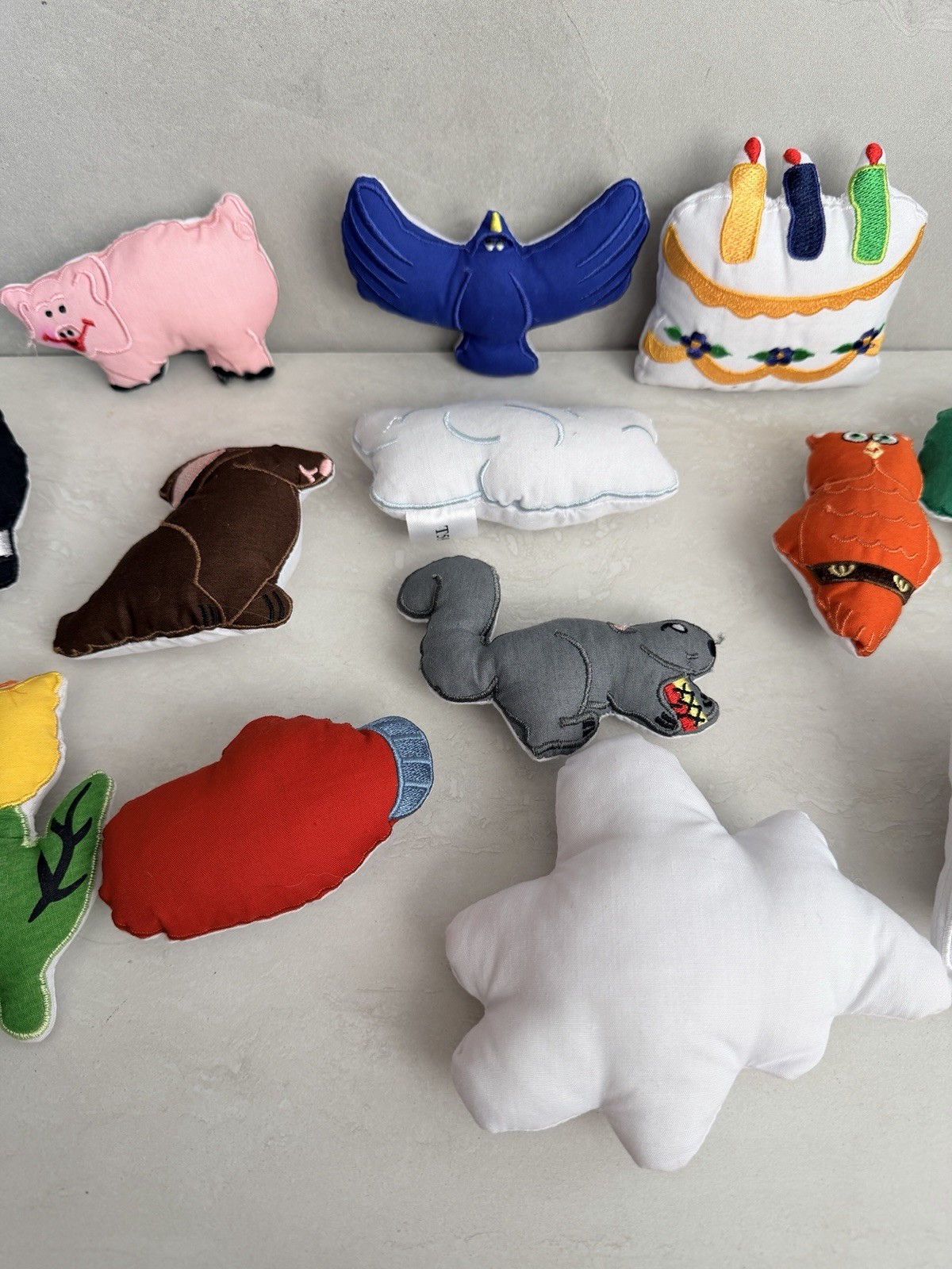 “It Looked Like Spilt Milk” Felt Storyboard Kit – 14 Pieces