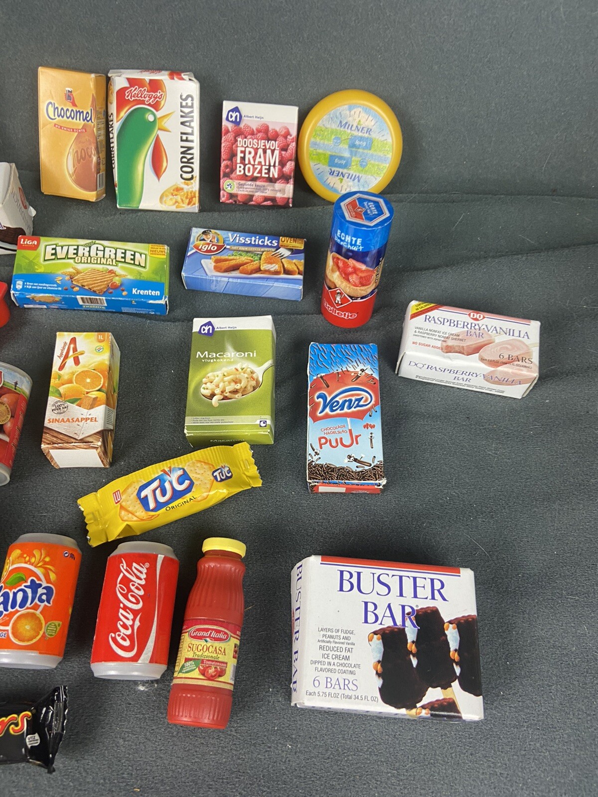 Mini Brands FOOD Lot Of 32 Pieces Zuru Preowned Accessories Dilly Bars Plus