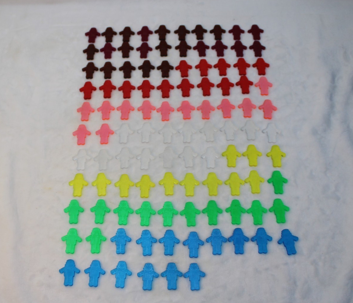 493 Flying Astronauts Chips Counting Sorting Counters School Visual Aide Parts
