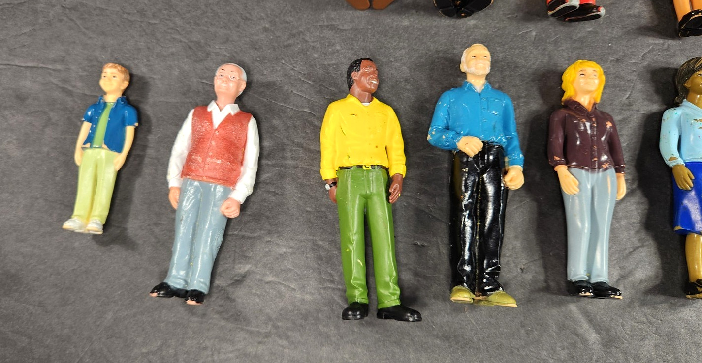 Lot of 19 Different Lakeshore Learning Block People Diverse All Ages Figures