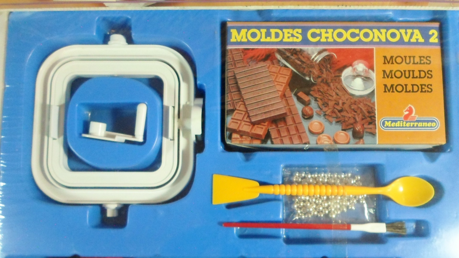 HASBRO 90’s MEDITERRANEO CHOCONOVA 2 CHOCOLATE FACTORY GAME w ELECTRIC MOTOR MIB