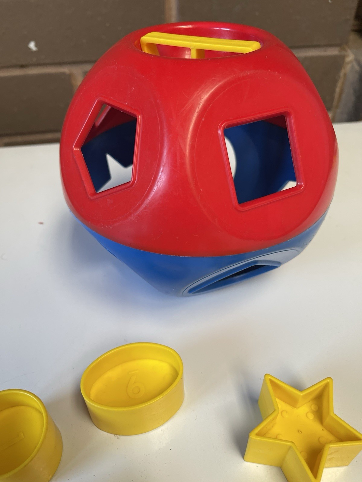 Tupperware Shape O Sorter Toddler Baby Educational Ball Puzzle 2 Missing Shapes