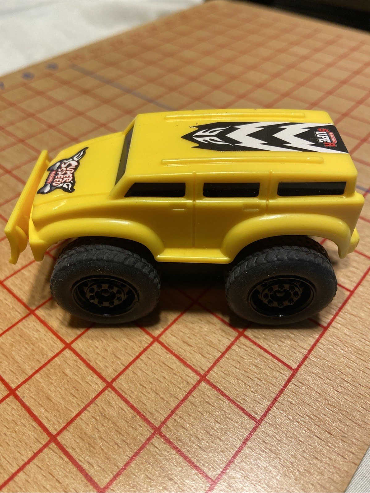 “Car That Drives On Walls”Magnetic-Inertial Wall Toy Car Push/Pull (Yellow Only)