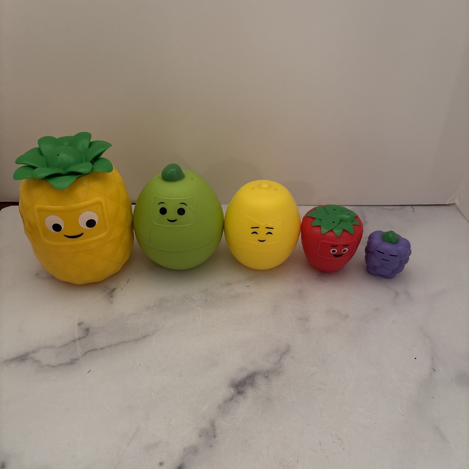 Learning Resources Big Feelings Nesting Fruit Friends w/ Feeling Faces EUC