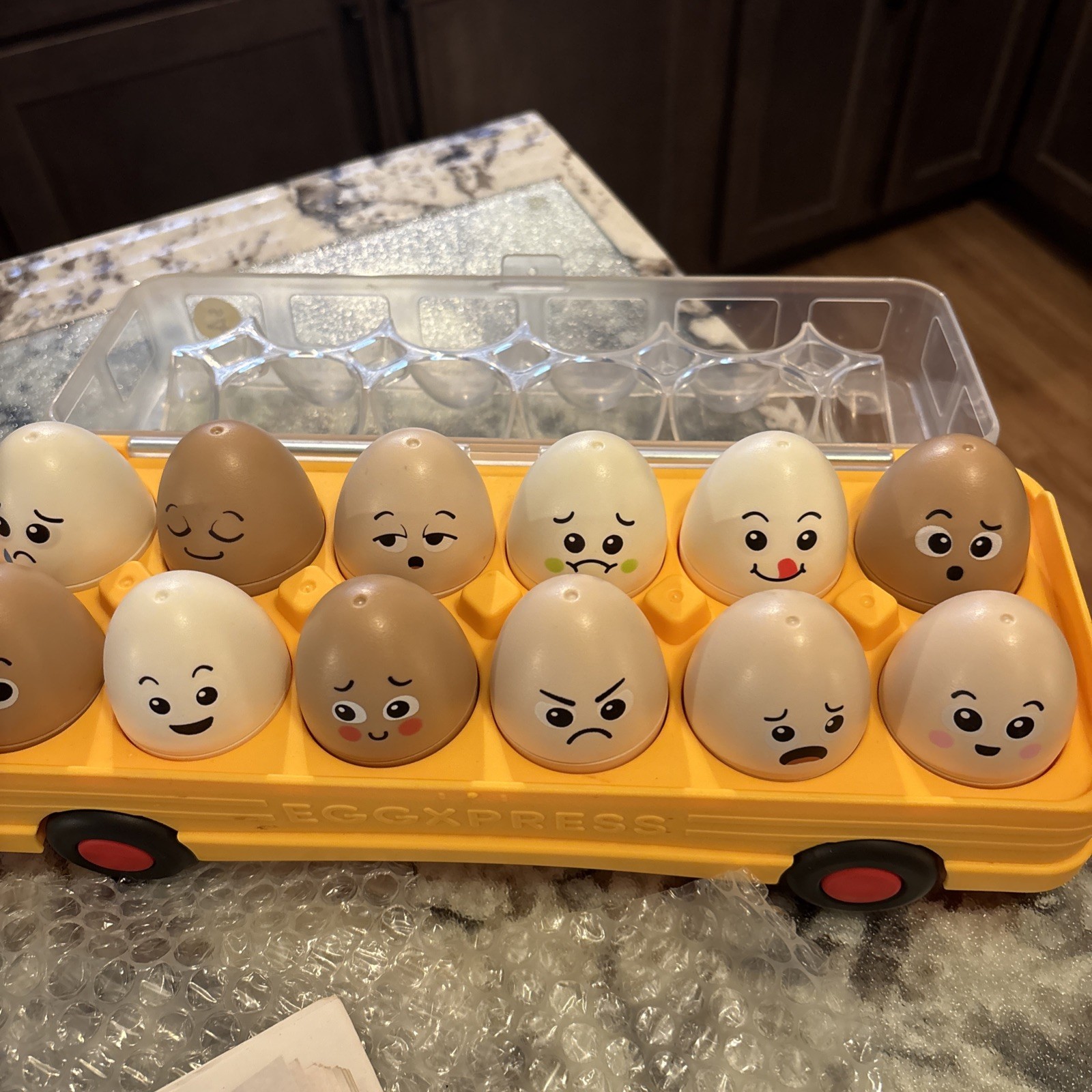 Battat EggXpress Yourself! Match & Learn Eggs Eggs And Bus Only
