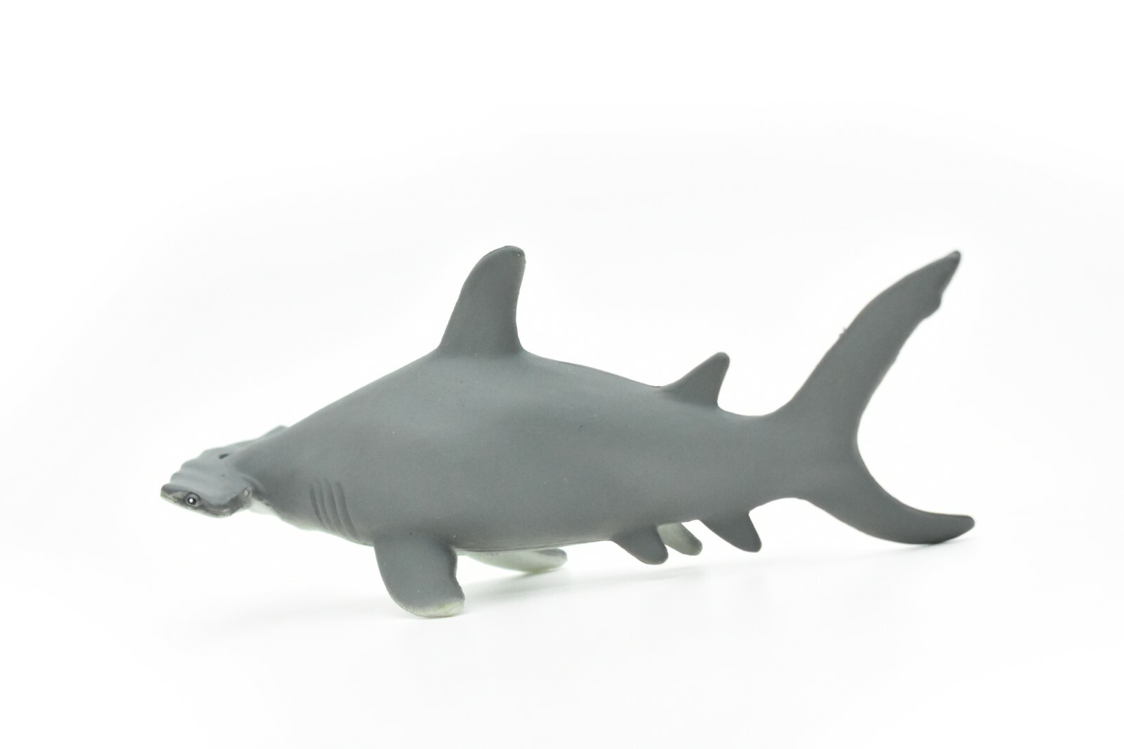 Hammerhead Shark, Very Nice Hollow Rubber Replica 6″ – F1900 B20