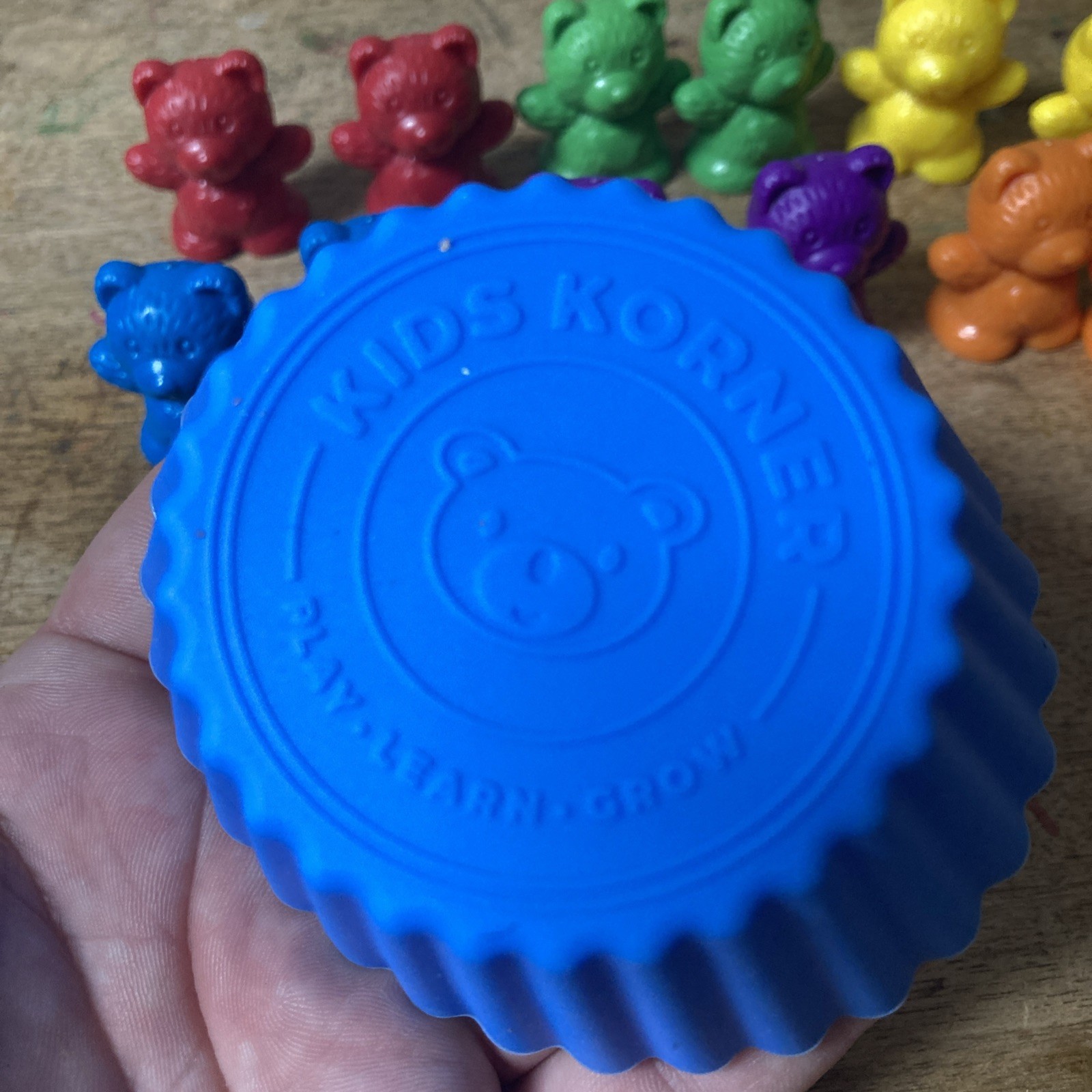 Kids Corner 12 Colored Counting Bears w/ Sorting Cup & Soft Die Sorting Counting