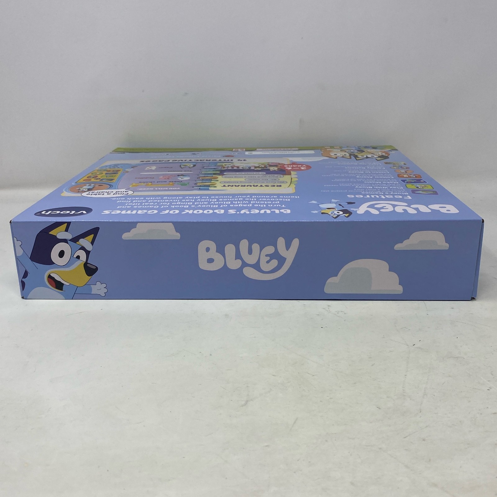 VTech Bluey Book of Games Interactive Toy – Blue (14 pages)