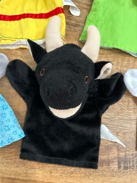 Lot 5 Kaplan Early Learning Diveristy Plush Hand Puppets Girls Cow Mouse Chicken