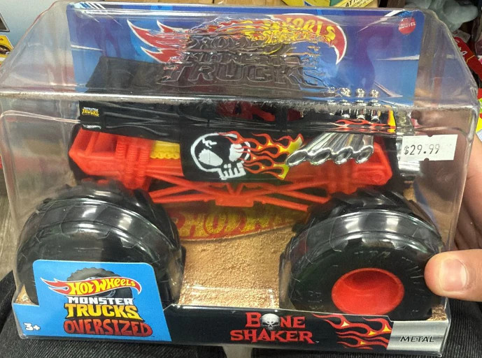 Hot Wheels Monster Trucks Bone Shaker 1:24 Scale Vehicle with Transforming