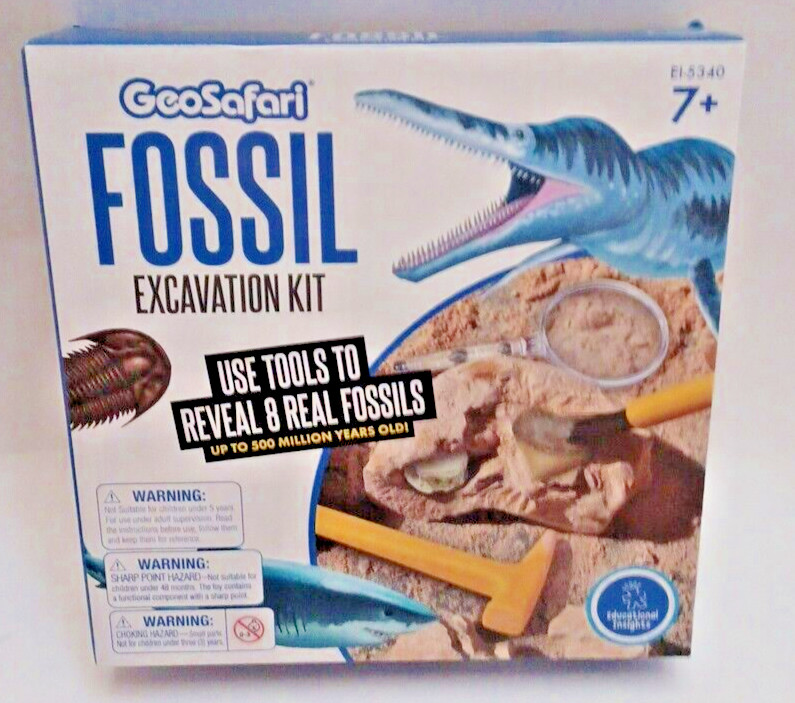 Educational Insights GeoSafari Fossil Excavation Kit 8 Real Fossils Included