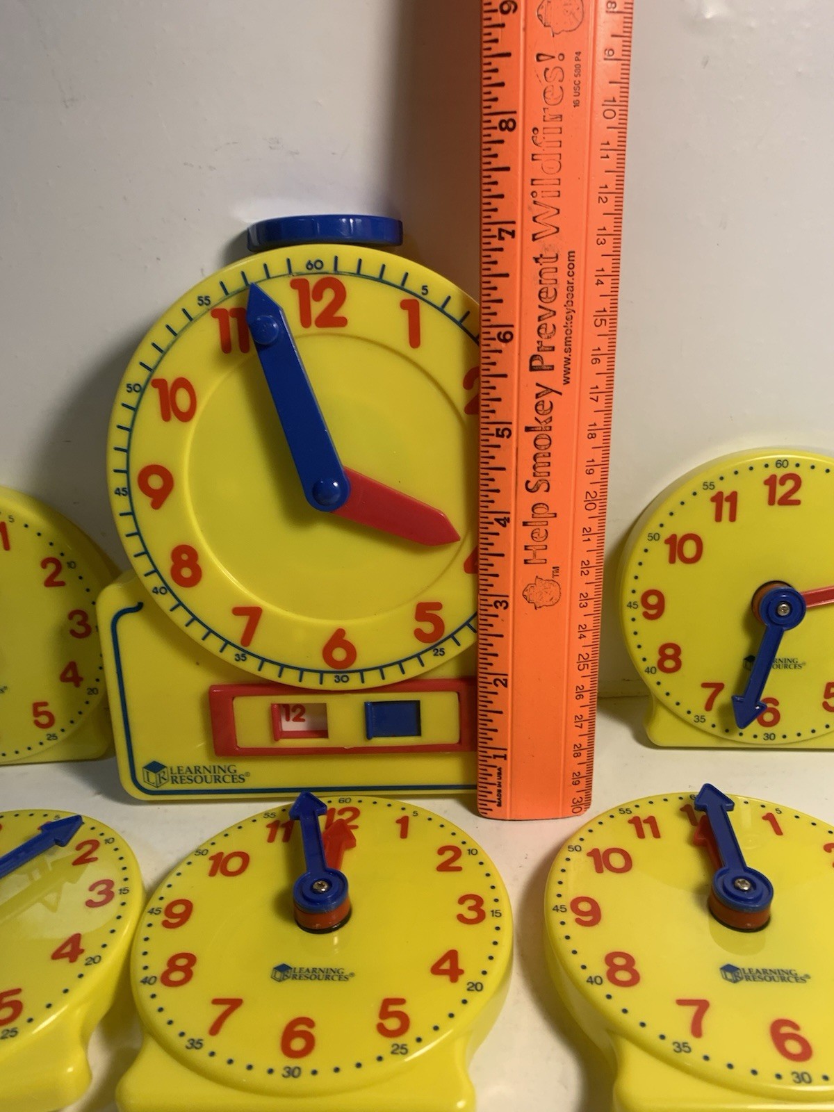 Learning Resources LER 3000 Time Activity Set – 11 Student & I Techer Clock