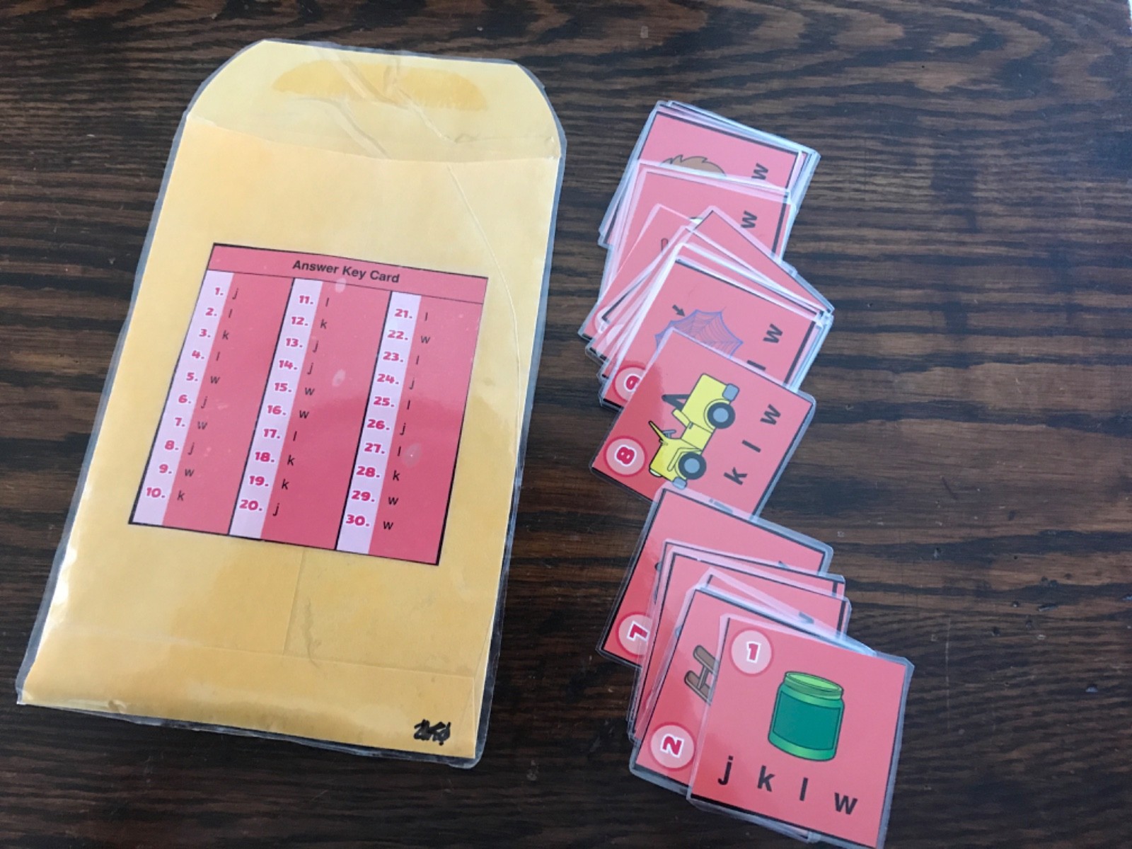 Play Time! beginning sounds teacher game resources kindergarten