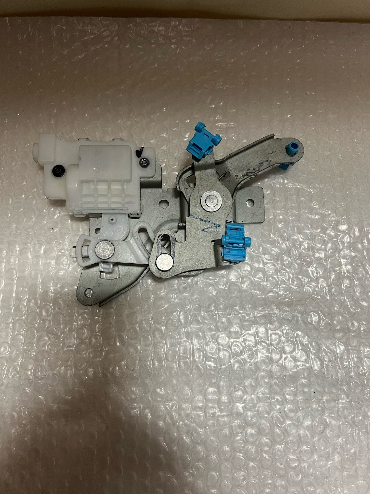 2023-2026 Ford F-150 OEM Rear Gate Powered Tailgate Lock Actuator