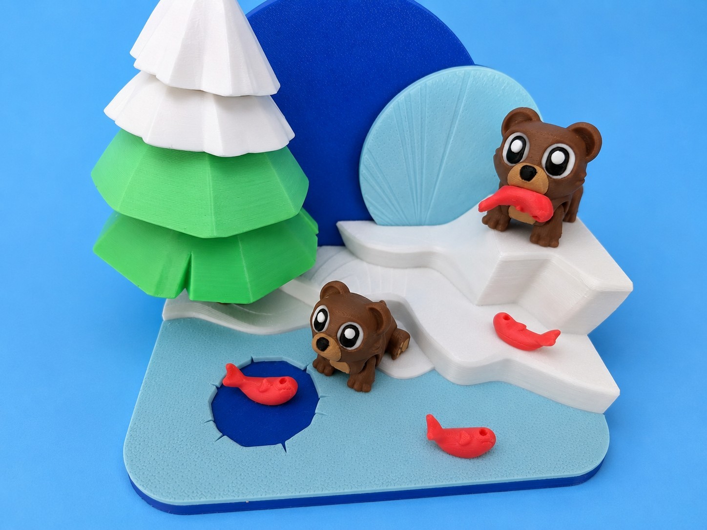 3D Printed Mumma And Baby Cub Winter Play Set