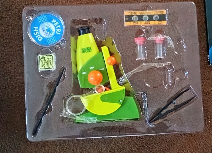 Animal planet microscope