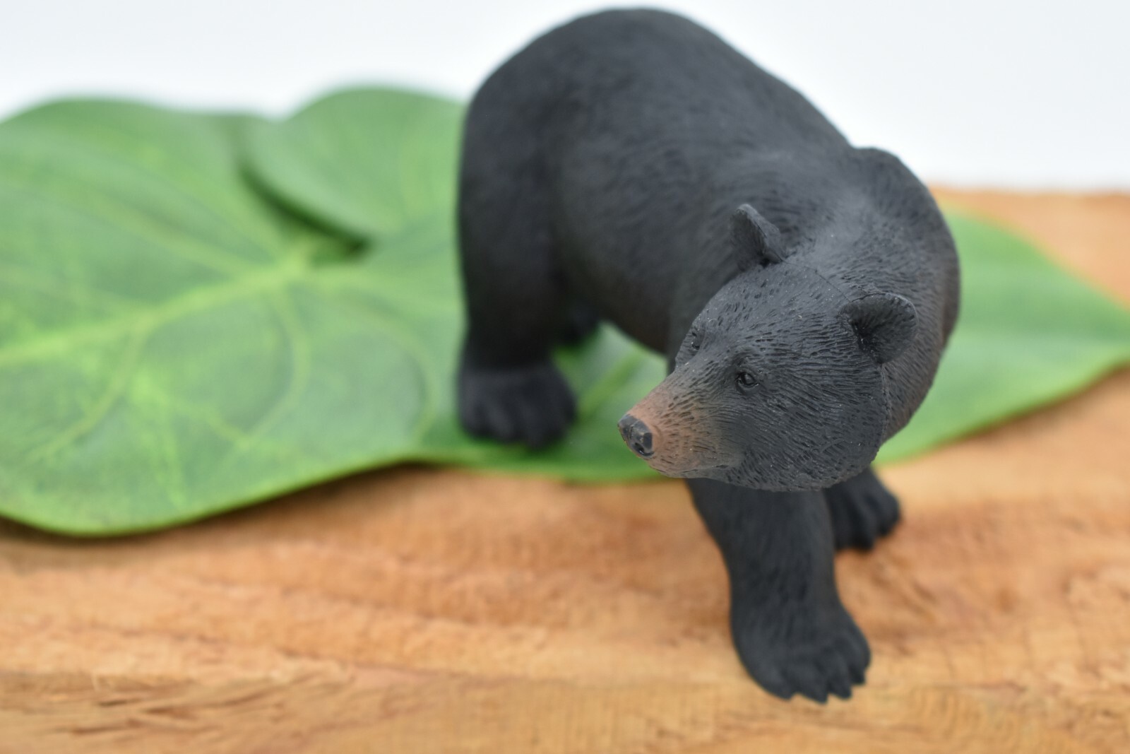 Black bear, Museum Quality Plastic Replica 4.5″W x 2.5″T M123-B648