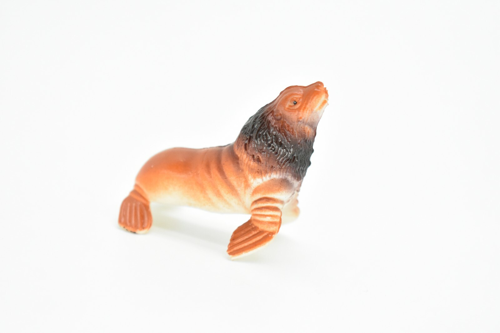 Sea Lion, Female, Very Nice Plastic Replica 2 1/2″ F593 B35