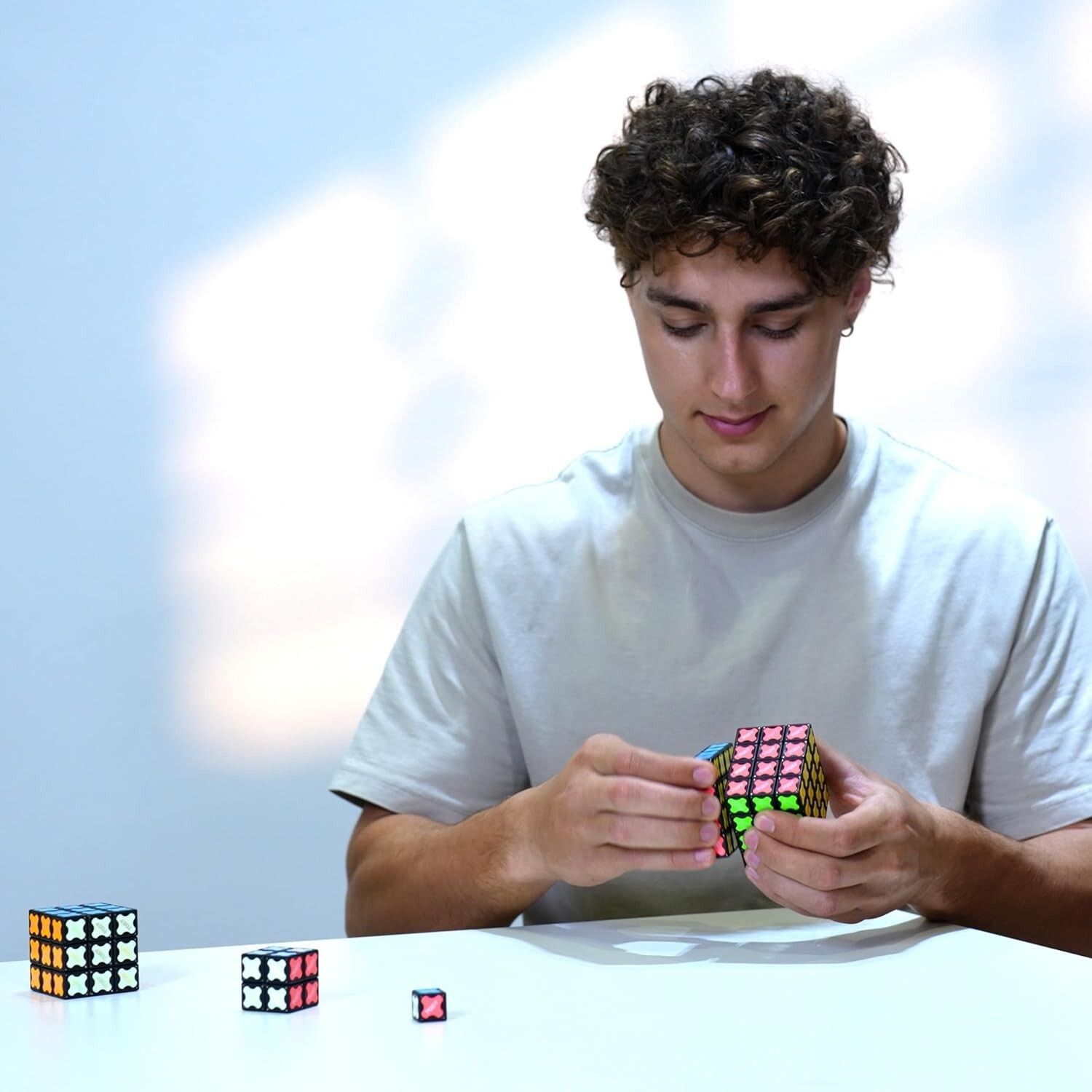 TOSY Magnet Cube 2×2-8 Blocks, 2 in 1 Toy: 2x2x2 Puzzle Cube and Customizable