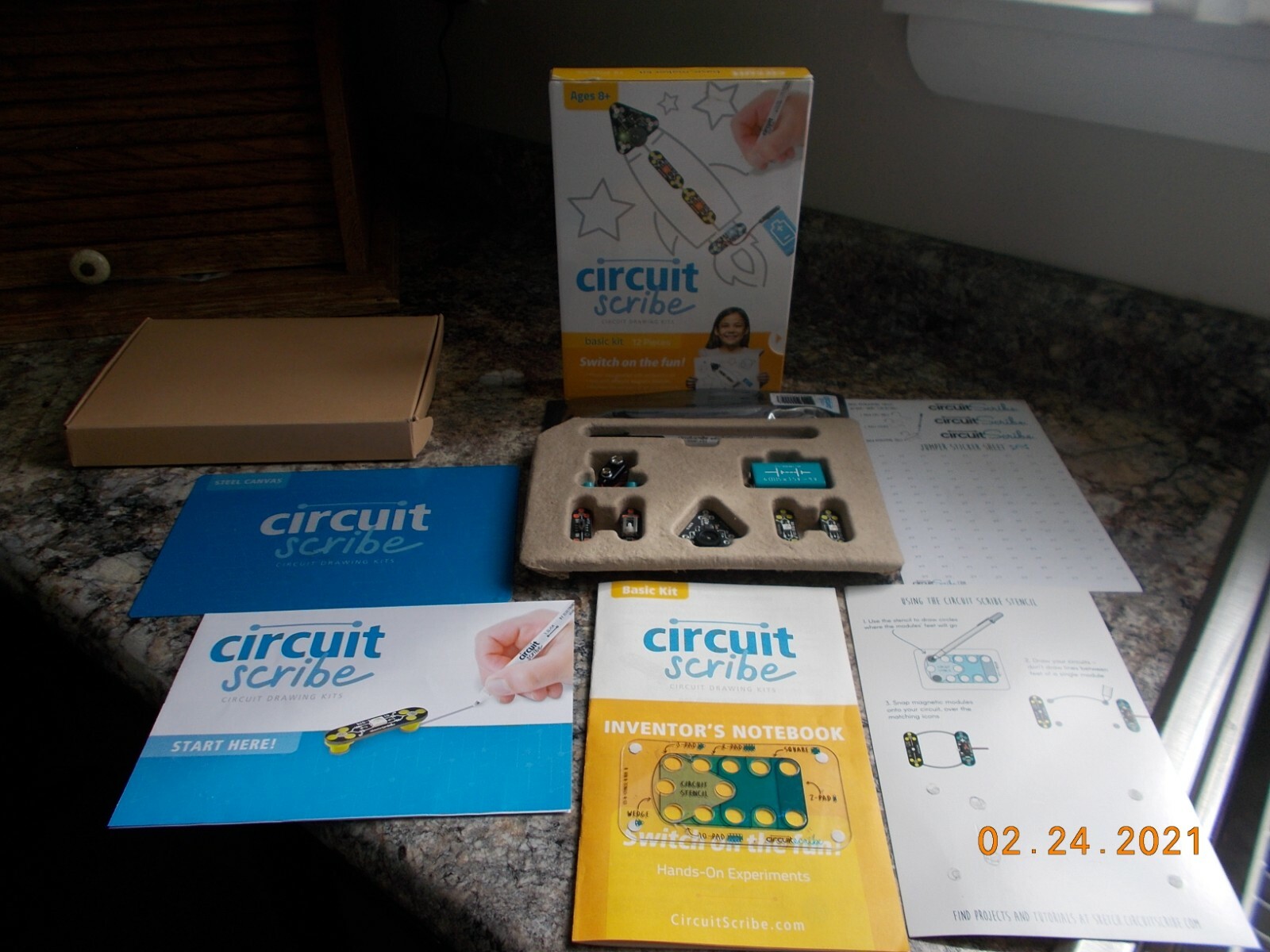 Circuit Scribe Circuit Drawing Kit, Complete, Excellent, includes new Pen