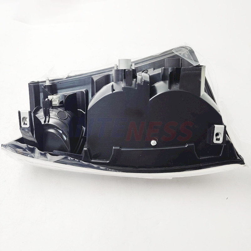 81550-04210 Tail Light Assembly Right Passenger Side For 2020-2021 Toyota Tacoma
