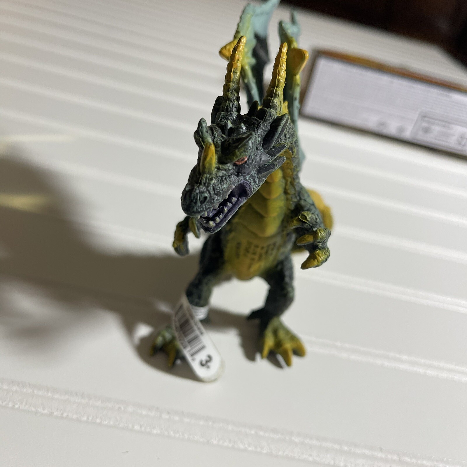 New Bundle of 4 Treasure X Dino Gold Dino Hunters, Jurassic W Quilmesaurus, Drag