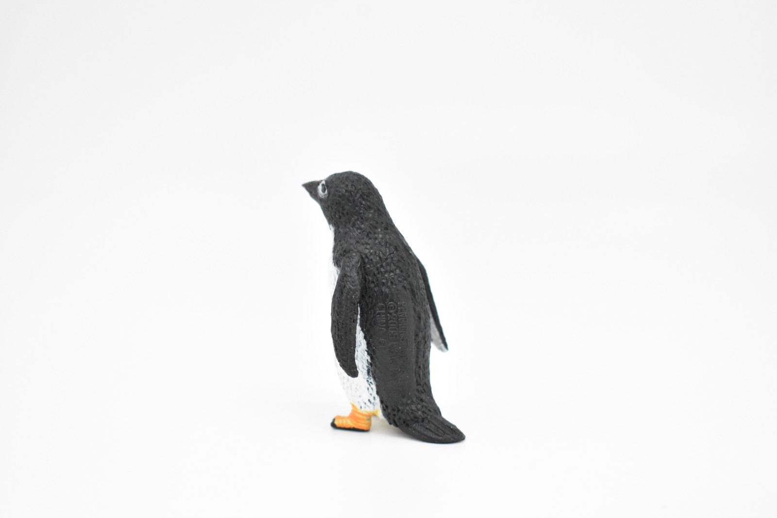 Penguin, Adelie, Very Nice Rubber Model, Hand Painted Toy 2″ F1107 B203