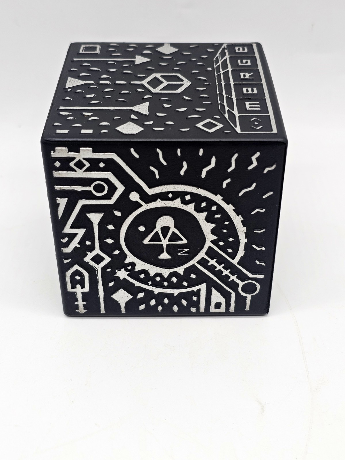 Merge Cube AR/VR Hold Anything Hologram Science STEM Children Christmas Gift Toy