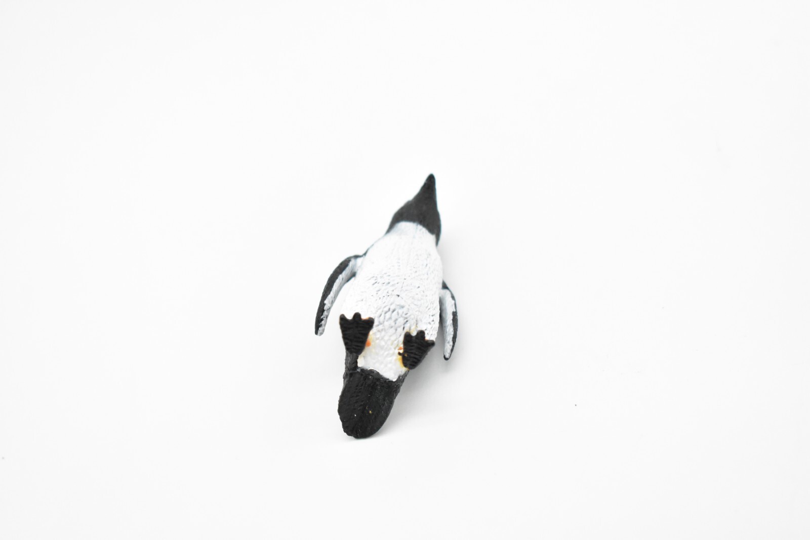 Penguin, Adelie, Very Nice Rubber Model, Hand Painted Toy 2″ F1107 B203