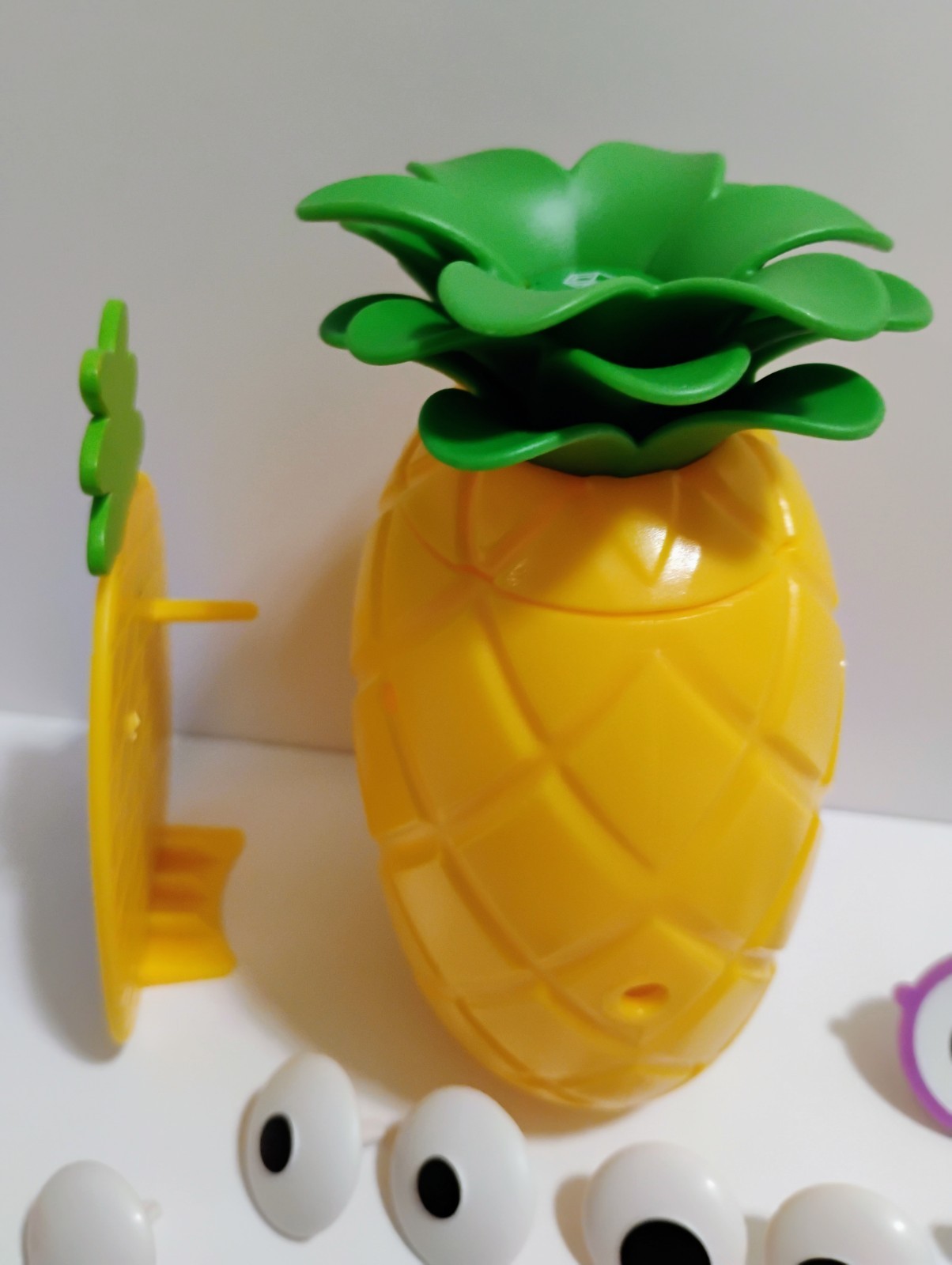Learning Resources Big Feelings Pineapple Faces Toy