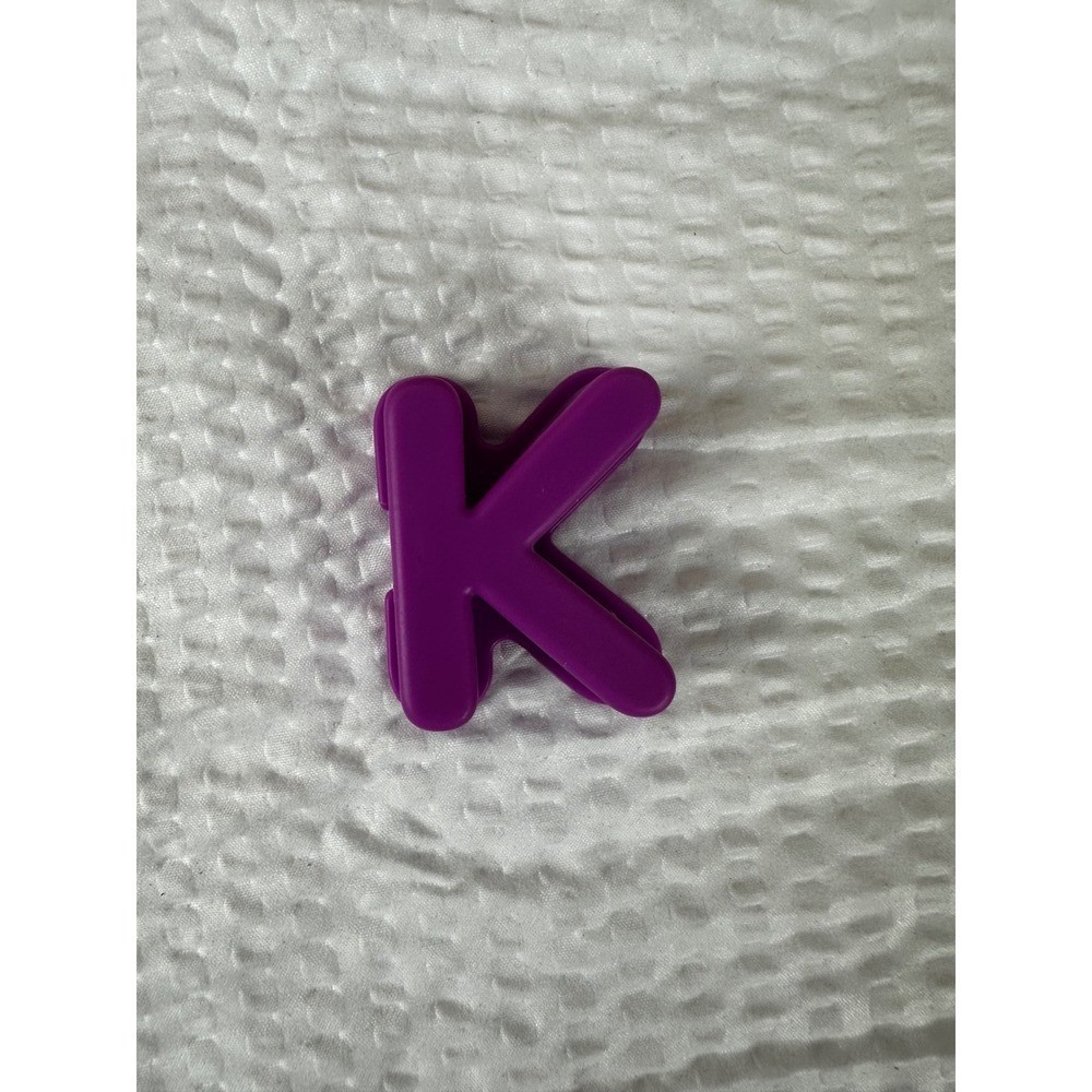 Letter “K” for Elmo On The Go learning game.