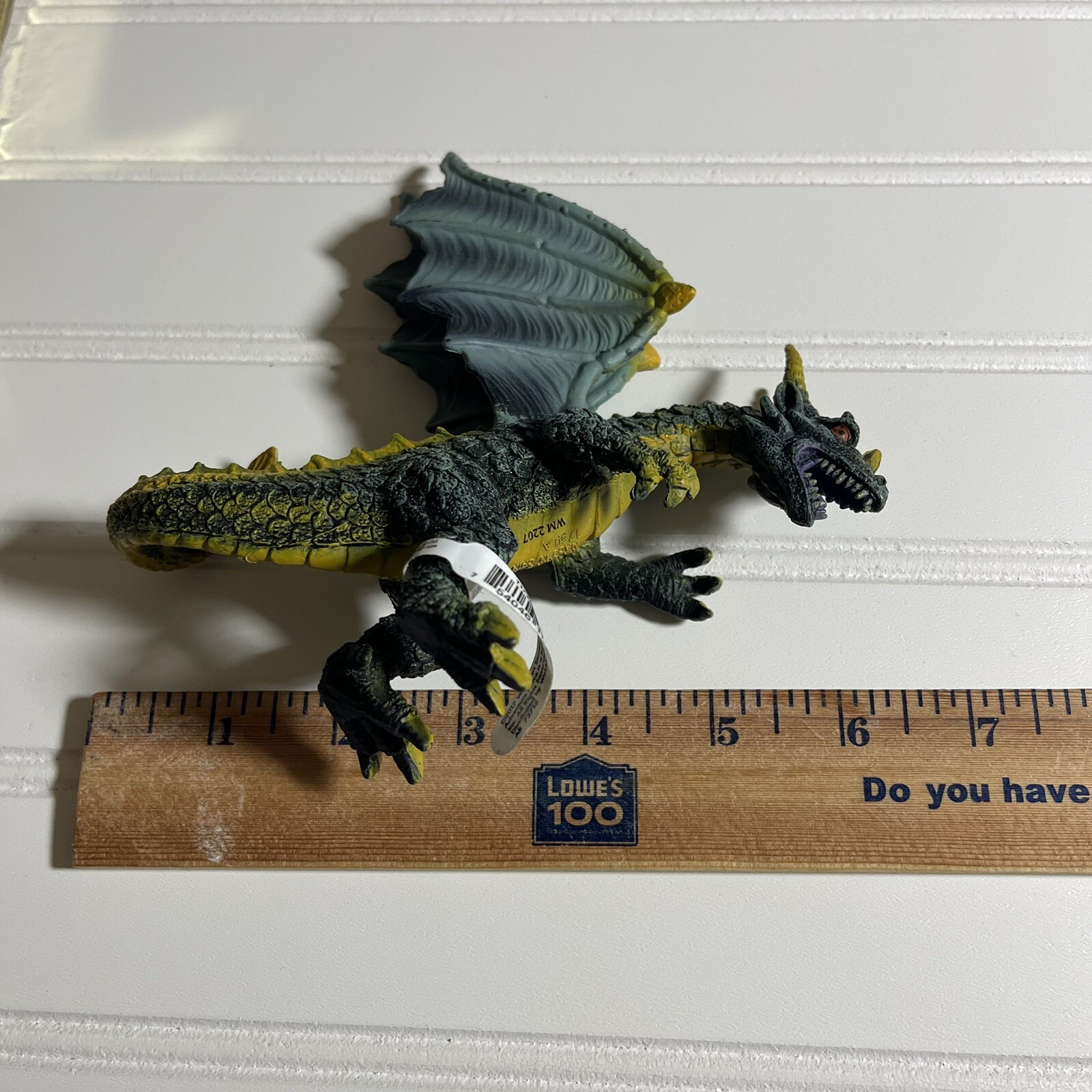 New Bundle of 4 Treasure X Dino Gold Dino Hunters, Jurassic W Quilmesaurus, Drag