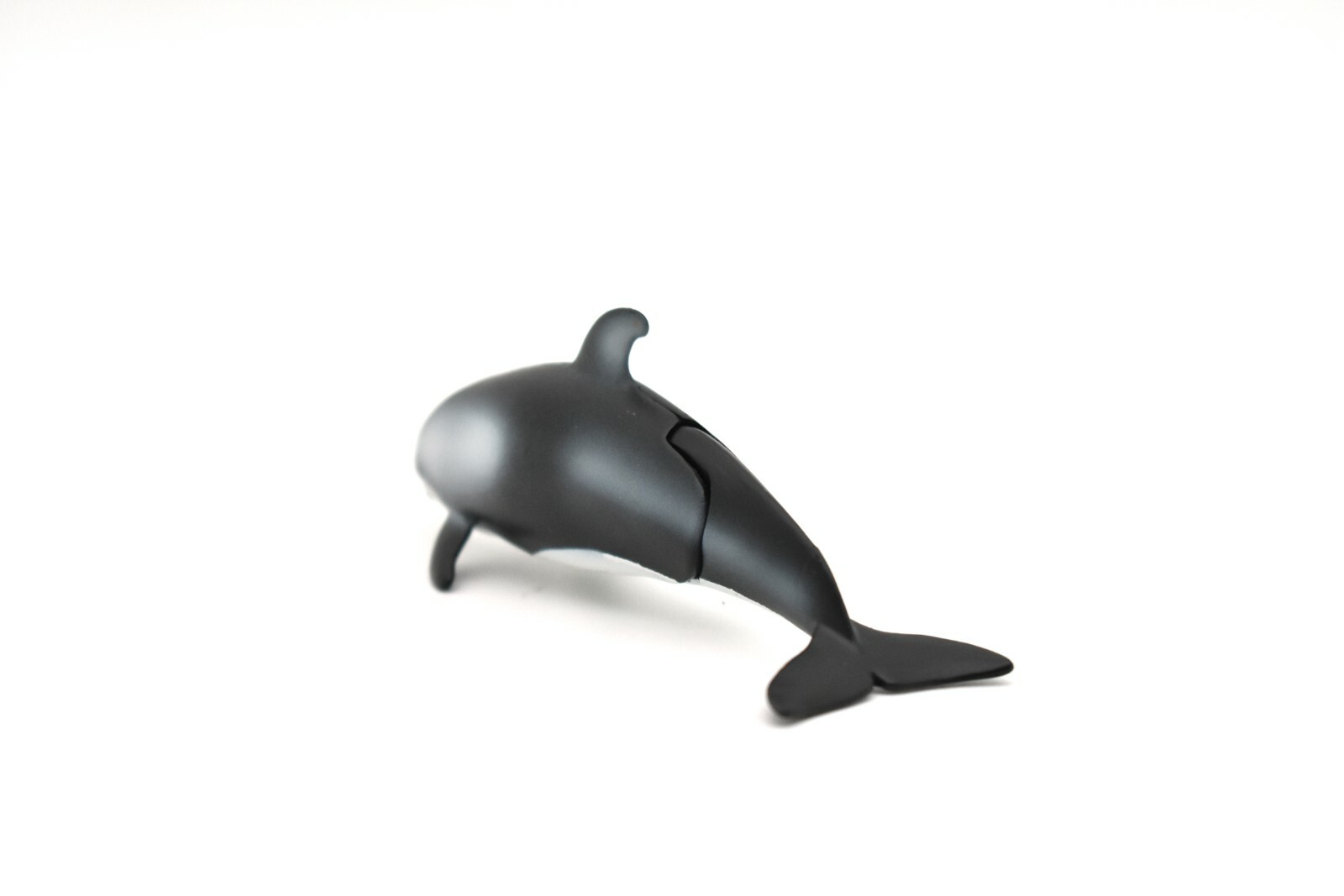 Dolphin, White Sided, With Moveable Parts, Quality Plastic Replica 4″ F095