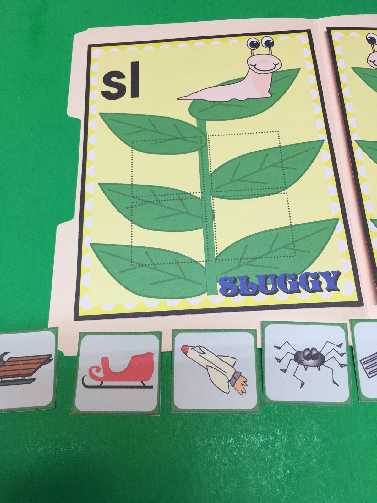 Sluggy The Slug – Phonics Sl / Sp – DIY File Folder game – Printed / Uncut