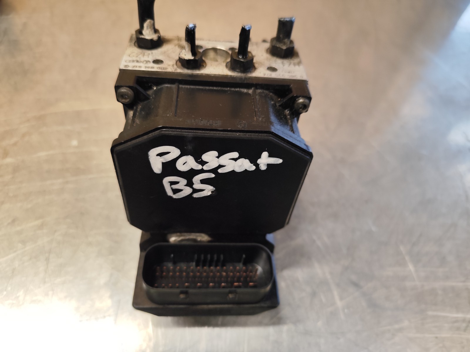 ABS BLOCK CASE VW VOLKSWAGEN PASSAT B5 SEDAN 1.9 TDI 100CV 4B0614517G