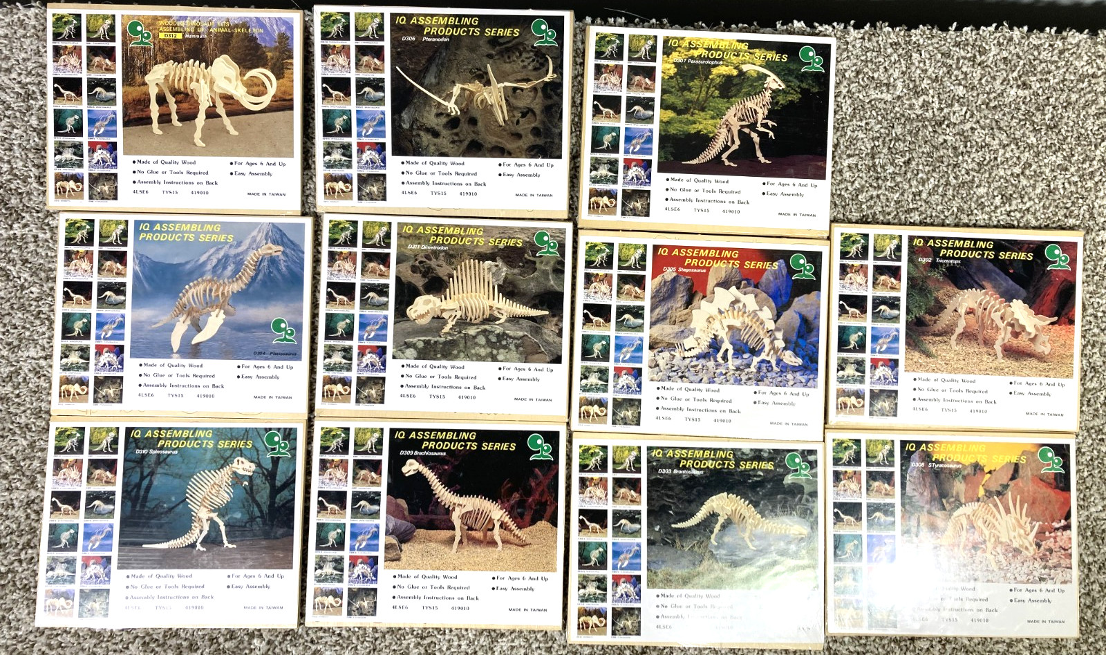 IQ Assembling Products Series Dinosaurs – New and Sealed – Lot of 11 Different